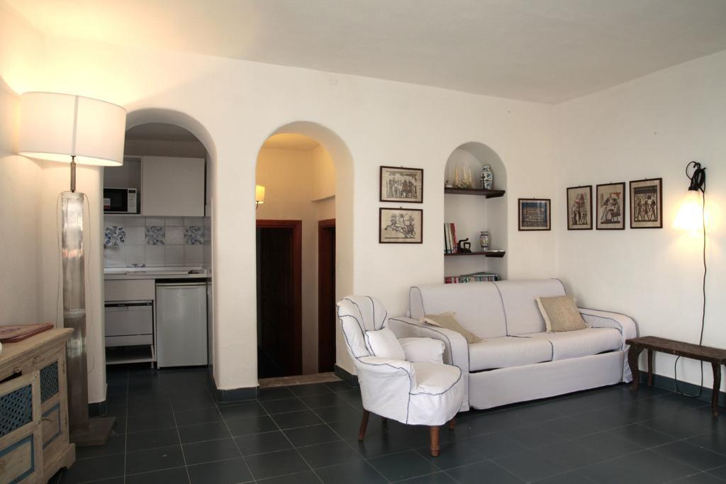 Eremo Di Montevergine Ischia Apartments Forio  ภายนอก รูปภาพ